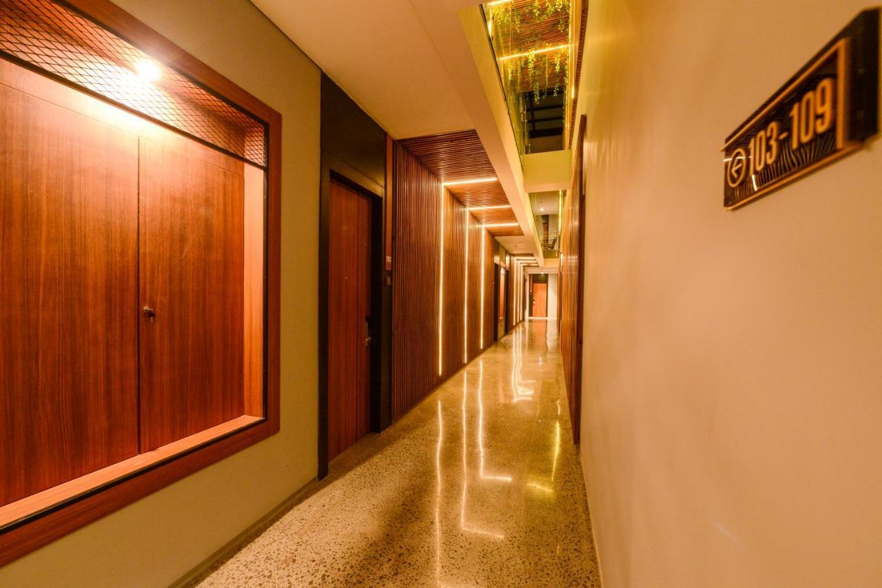 Nata Azana Hotel Solo Zewnętrze zdjęcie