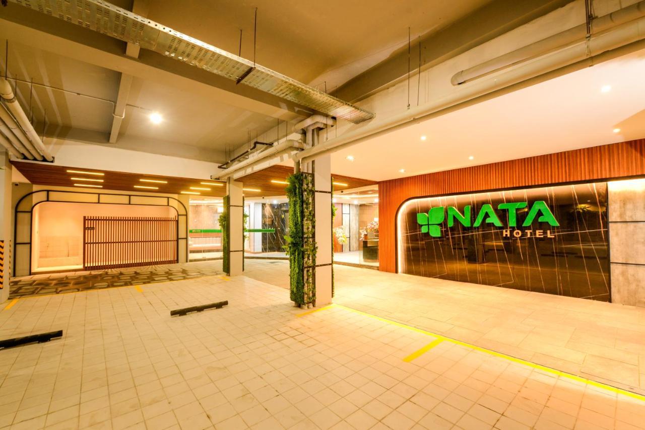 Nata Azana Hotel Solo Zewnętrze zdjęcie
