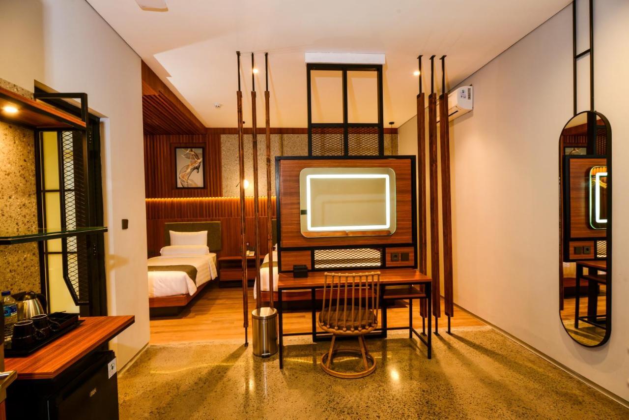 Nata Azana Hotel Solo Zewnętrze zdjęcie