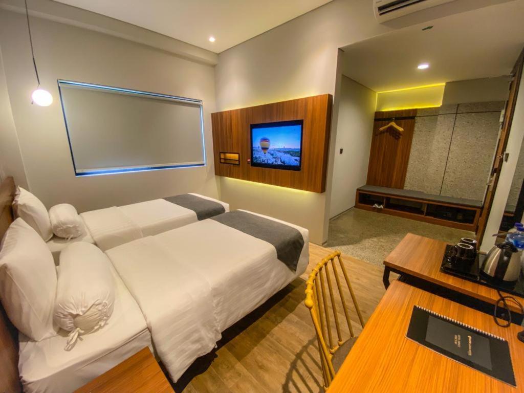 Nata Azana Hotel Solo Zewnętrze zdjęcie