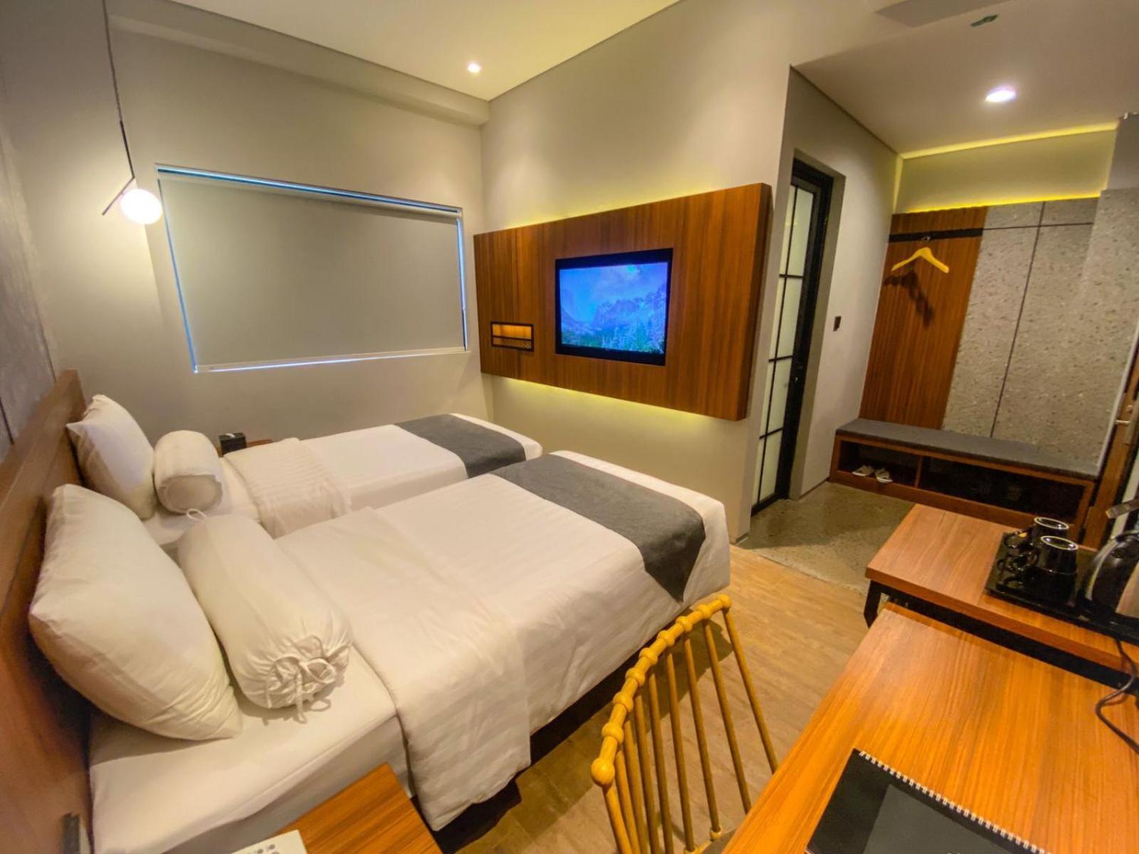 Nata Azana Hotel Solo Zewnętrze zdjęcie