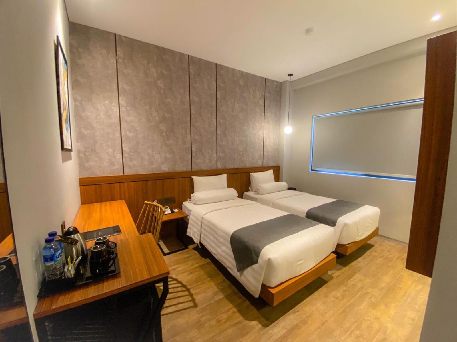 Nata Azana Hotel Solo Zewnętrze zdjęcie